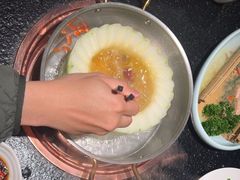-得意咚瓜·顺德鱼生·冬瓜火锅(深圳首店)