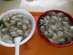 -张阿三馄饨店