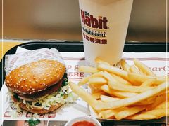 -The Habit Burger Grill 哈比特汉堡(爱琴海店)