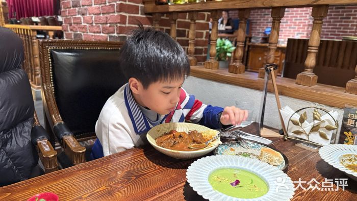 格鲁·秀色Georgia’s Feast图片