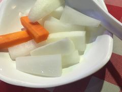 餐前小吃-龙桥私厨·姜花菊花过桥鱼·顺德菜(容桂店)