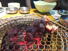 100%厚切牛舌-老炉家木炭烤肉(长江国际店)