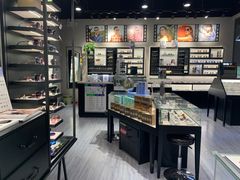 -宝岛眼镜(武汉南湖店)