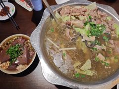 -谢老五跷脚牛肉·非遗传承店