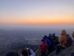 -鬼笑石后山停车场