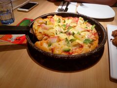 -必胜客(WOW中心城店)