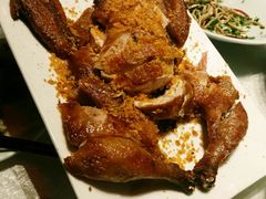 金牌蒜香脆皮鸡-大碗居·烤鸭·鱼头泡饼(天坛东门店)