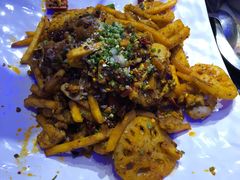 -三人行骨头王火锅(长寿店)