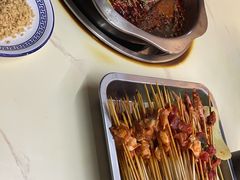 -李记称盘牛杂串串(广厦店)