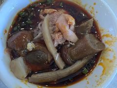-鲁朗纳麦石锅鸡庄园