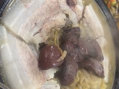 -鹤乡东北菜(崮山路店)