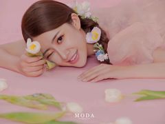 -金夫人化妆摄影职业培训学校