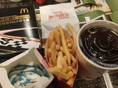 -麦当劳(卫星广场店)