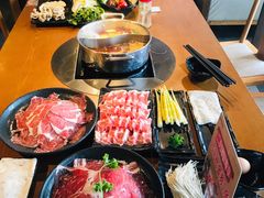 -呷哺呷哺 蔬菜畅吃(中发百旺店)