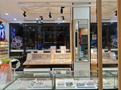 -光明眼镜·蔡司授权(徐泾店)