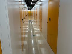 -安东易迷你自助仓储寄存仓库(草桥店)