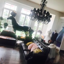 -纯色时光婚纱艺术馆WHITE