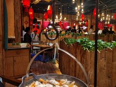 -老滇山寨•云南特色菜•地方菜•民族风情歌舞表演(金碧店)