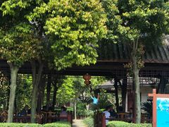 -周老三跷脚牛肉·全牛火锅(非遗传承店)