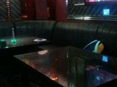 -嘉年华KTV(人民路店)