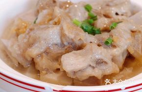 Lipu Taro Steamed Pork Ribs