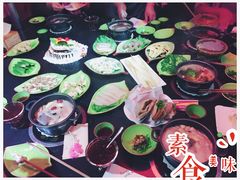 -一叶一世界•素食餐厅(环球中心店)