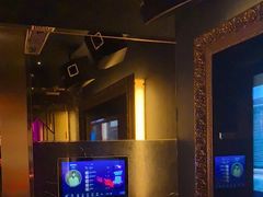 -温莎KTV(珠江路店)