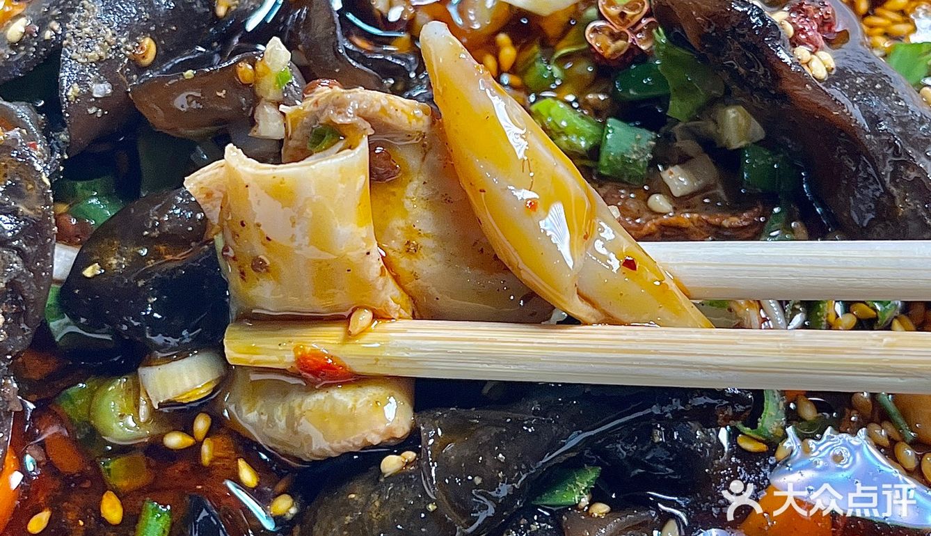 成都！一家靠蛋炒饭🔥出圈的串串