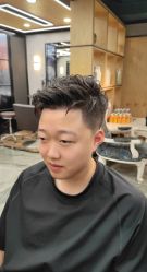 -Z.X HAIR SALON张新美业
