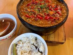 -有红鸡毛店·砂锅菜(抚琴夜市店)