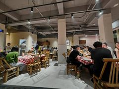 -罗霸蛮老岳阳大排档·鲜货烧烤·土吊子煨砂锅烧菜