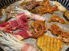 -钱小奴创意自助餐厅·山野黑猪肉畅吃(苏州昆山招商花园城店)