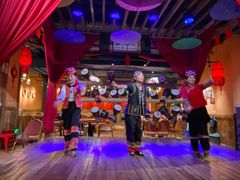 -老滇山寨•云南特色菜•地方菜•民族风情歌舞表演(金碧店)