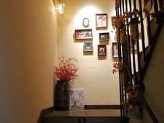 -小草屋轰趴馆别墅派对新场团建家庭聚会