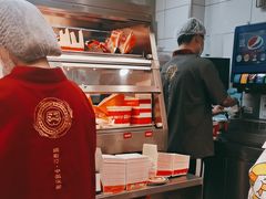 -塔斯汀中国汉堡(白云京溪地铁站店)