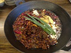 -周幺妹重庆老火锅(银泰城总店)