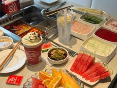 -海底捞火锅鲜切牛肉主题店(长寿路店)