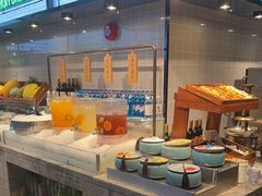 -金滏山·烤肉海鲜火锅自助(襄阳万达店)