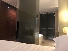 -广州天河希尔顿酒店