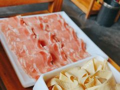 -小小河边鱼(天润城店)