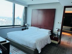 -上海龙之梦万丽酒店