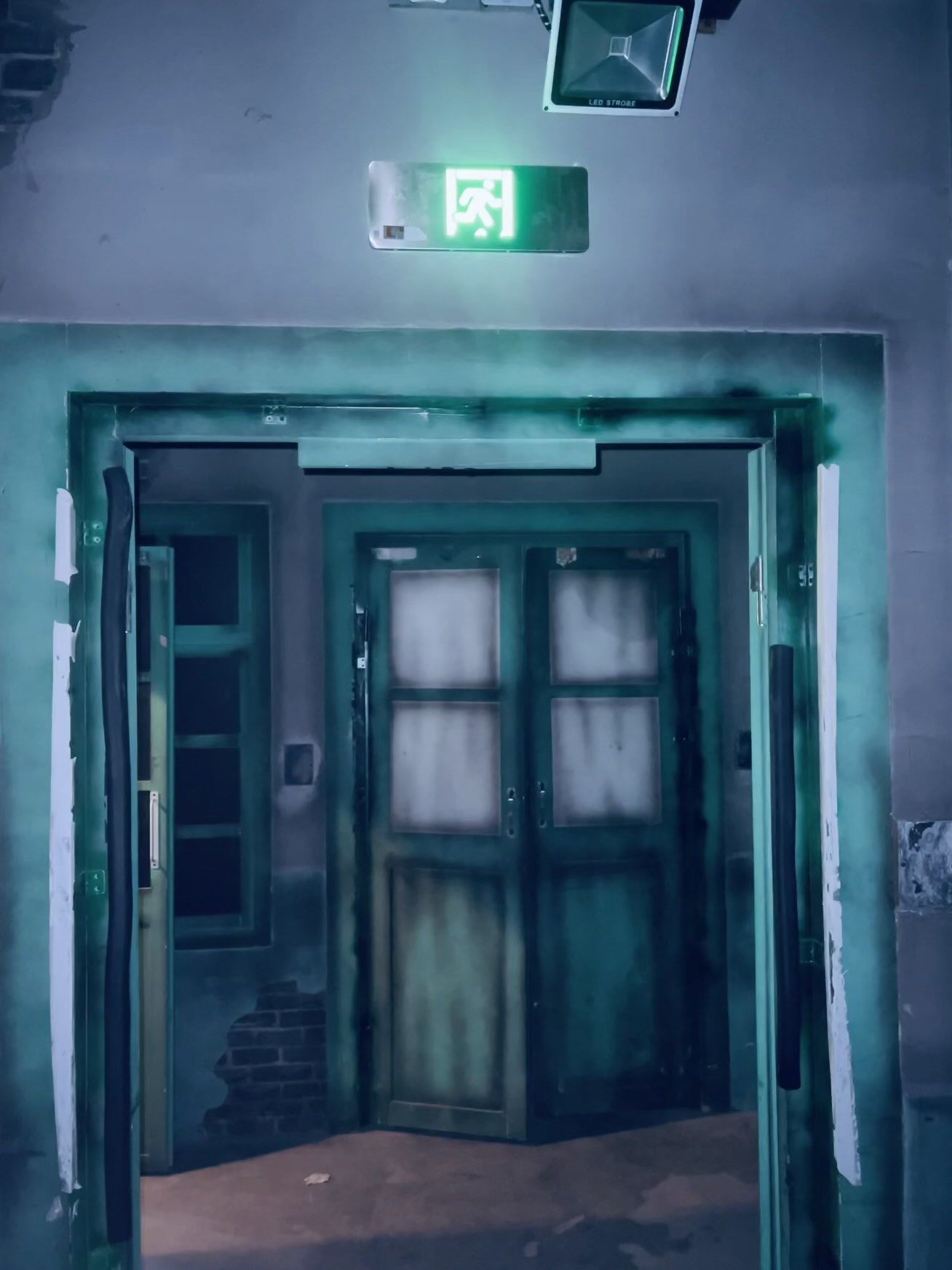 长藤密室《赶尸人》火爆开启