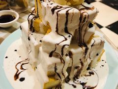 -新大咀港式茶餐厅(宝山万达店)