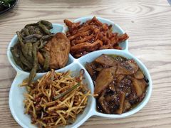 -晓宇盒饭(民安街店)