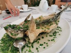 特色葱油飞鱼-岭南海晏楼(东晓南店)