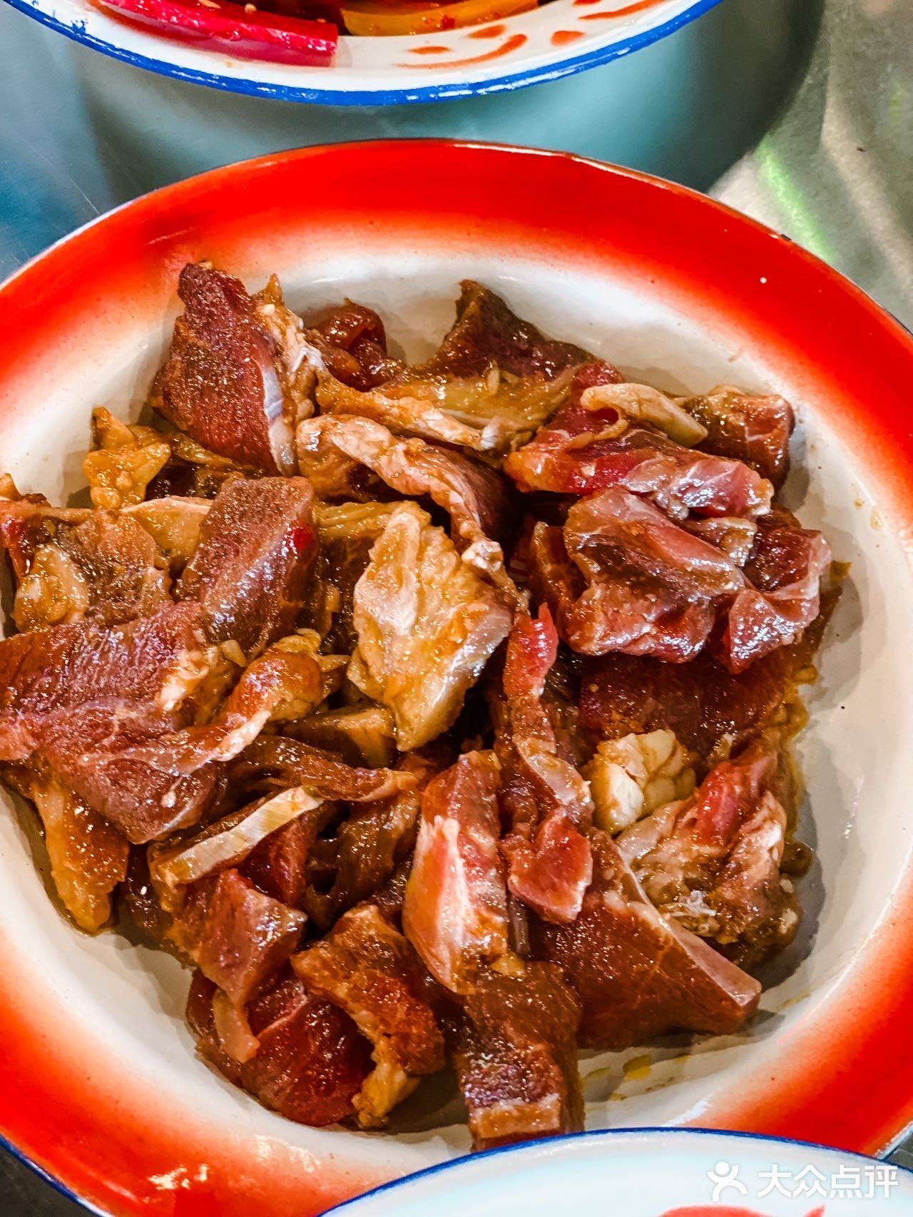 复古风爆棚的烤肉~正宗东北地摊口味
