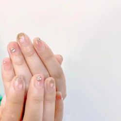 -DAZZLING BEAUTY美甲•美睫专门店