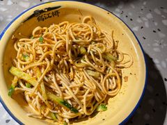-鹤江桥·红油牛肉粉(SKP店)
