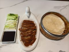 -梅利汴京烤鸭•开封豫菜地标店(东大街店)