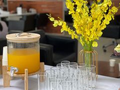 -上海宝信宝马4S店
